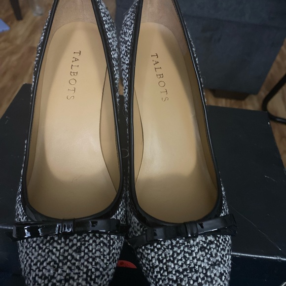 Womens Talbots black and white shoes - Picture 2 of 4